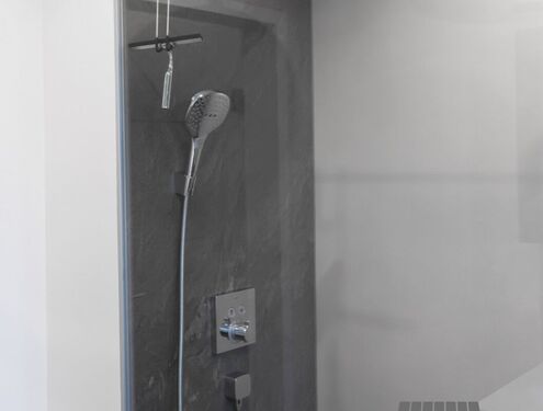 Wir sehen genauer hin! Hier ein paar Nahaufnahmen eines Badezimmers